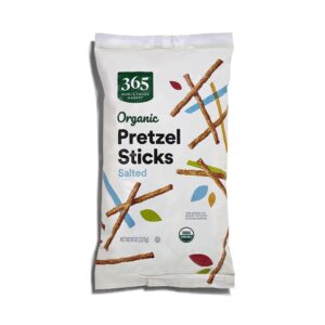 365 by Whole Foods Market Organic Mini Pretzel Sticks snack bag, 8 oz, with natural ingredients and salted pretzels